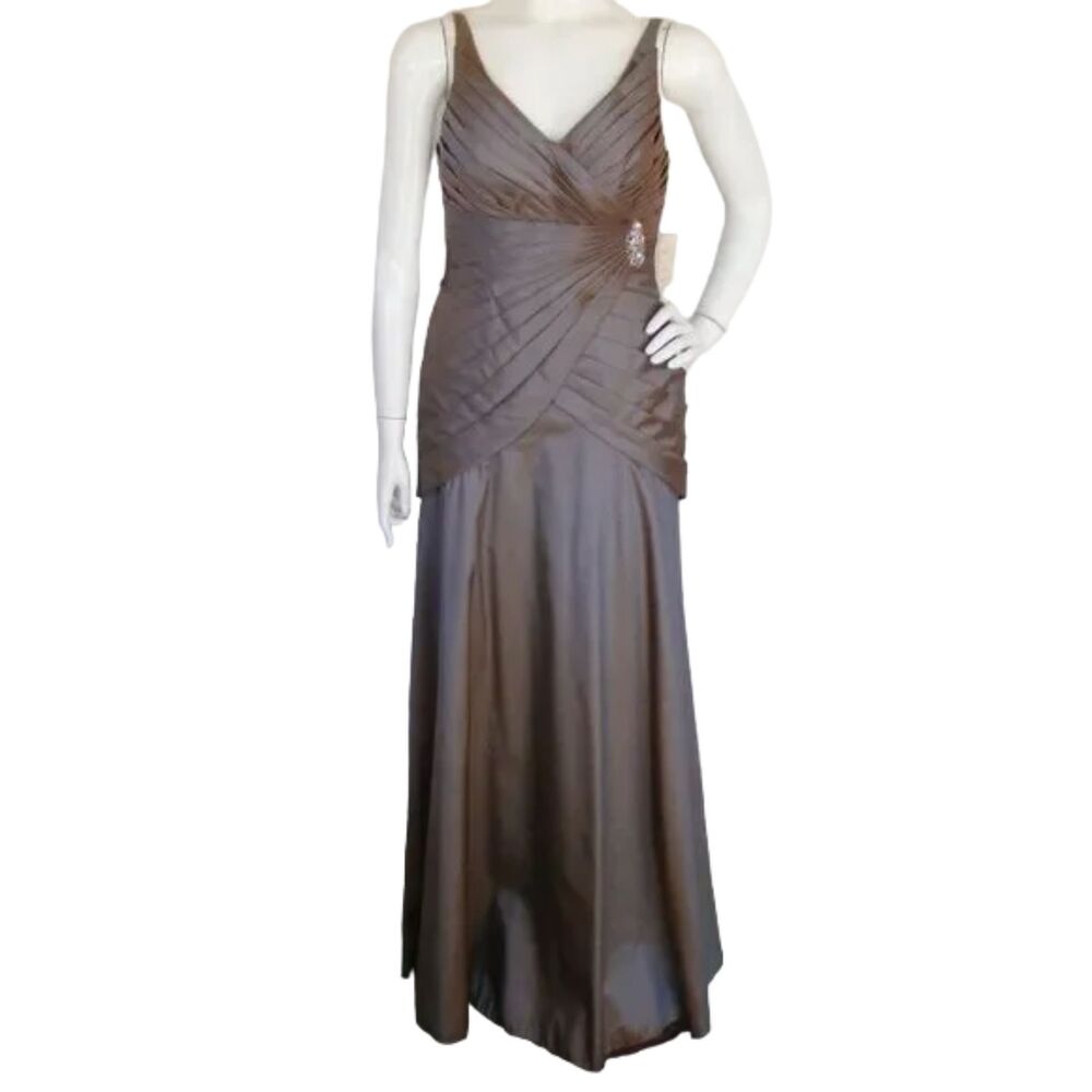 MORI LEE Gown/Dress, 9/10, Colorshift - Green/Brown, Floor/Long